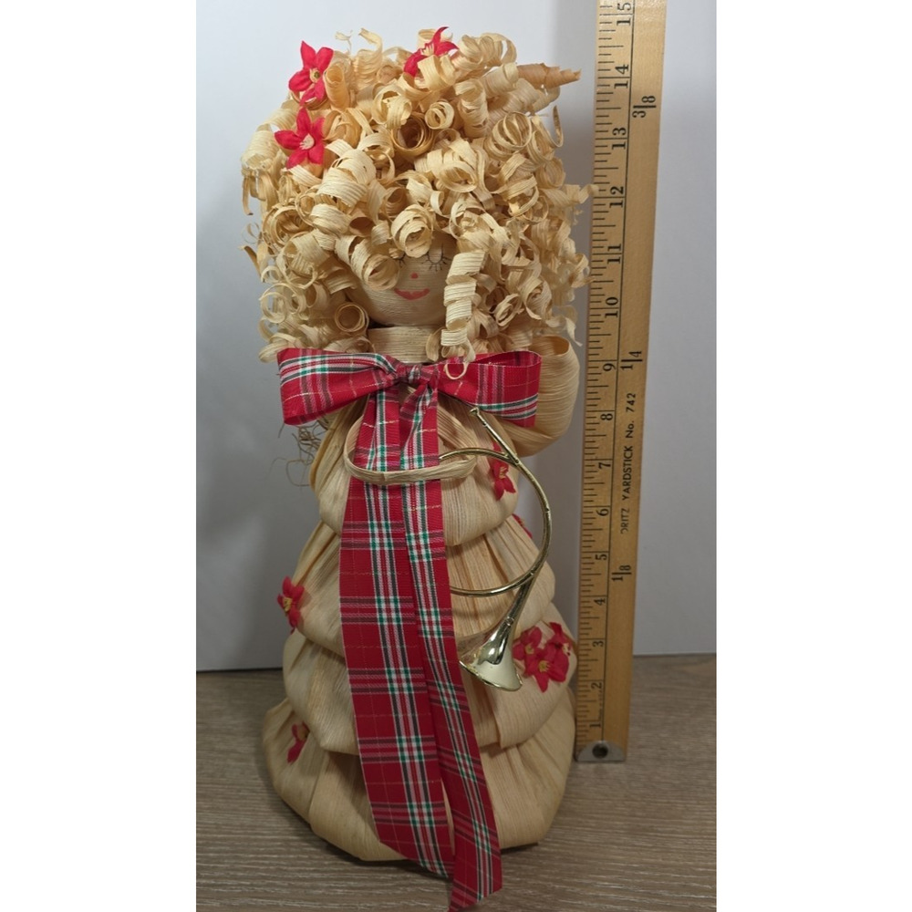 15” Corn Husk Angel w Red Flowers Horn Tabletop Display Figure Crafted Christmas